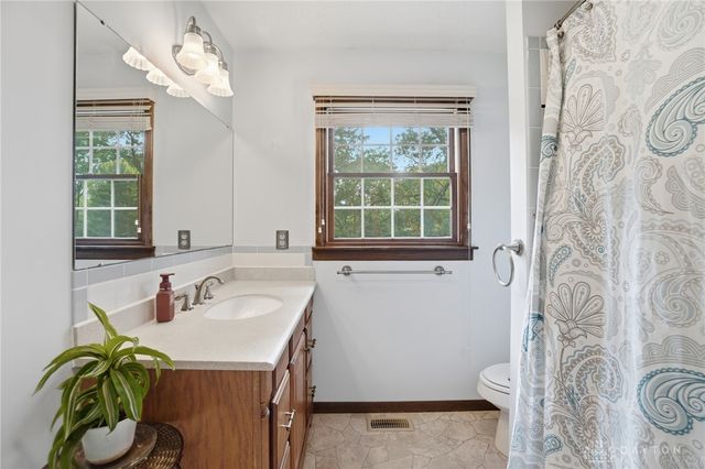 680 Carlsbrook Drive, Beavercreek, OH 45434