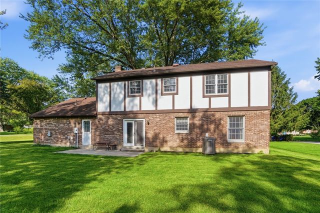 680 Carlsbrook Drive, Beavercreek, OH 45434