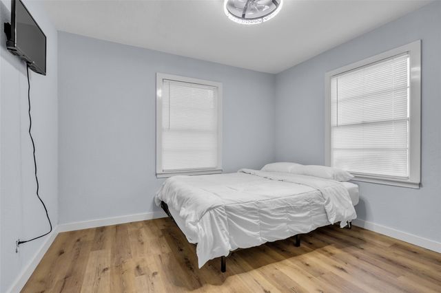 2427 Hodges Street, Baytown, TX 77521