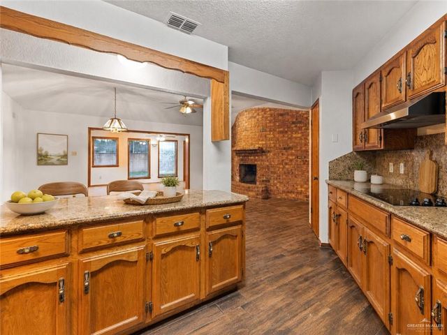 1905 E Live Oak, Weslaco, TX 78596