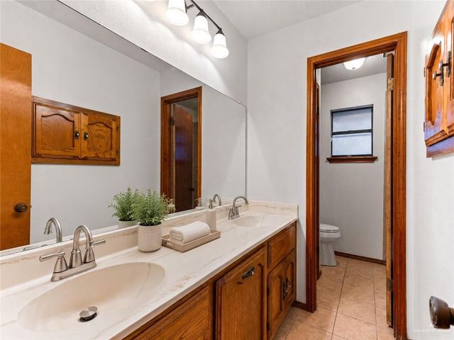 1905 E Live Oak, Weslaco, TX 78596