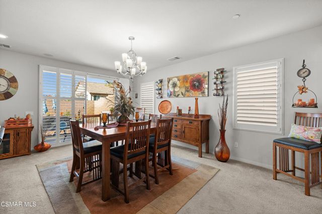 417 White Bark Lane, Simi Valley, CA 93065