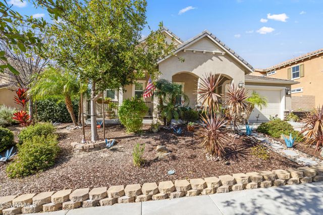 417 White Bark Lane, Simi Valley, CA 93065