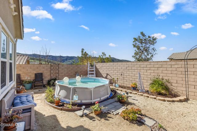 417 White Bark Lane, Simi Valley, CA 93065