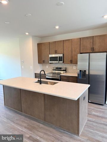 7734 HARLOW CIR, Spotsylvania, VA 22551