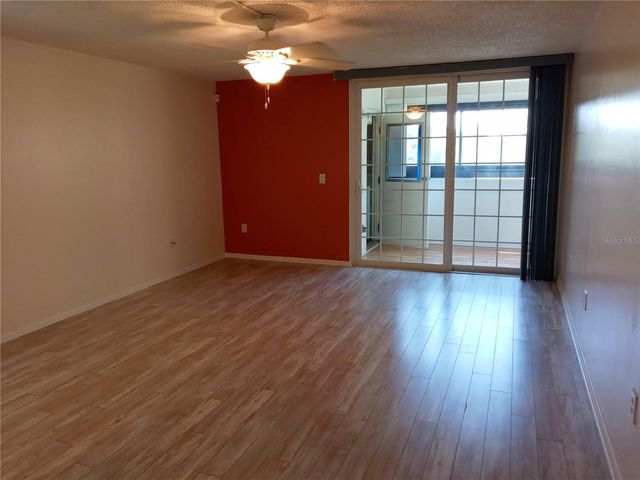 510 CRANES WAY 201, Altamonte Springs, FL 32701