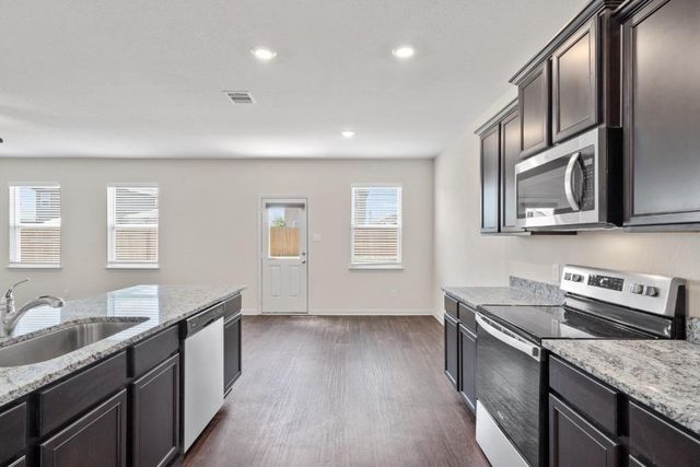 1342 Amy DR, Kyle, TX 78640