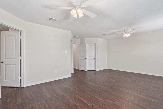 1342 Amy DR, Kyle, TX 78640