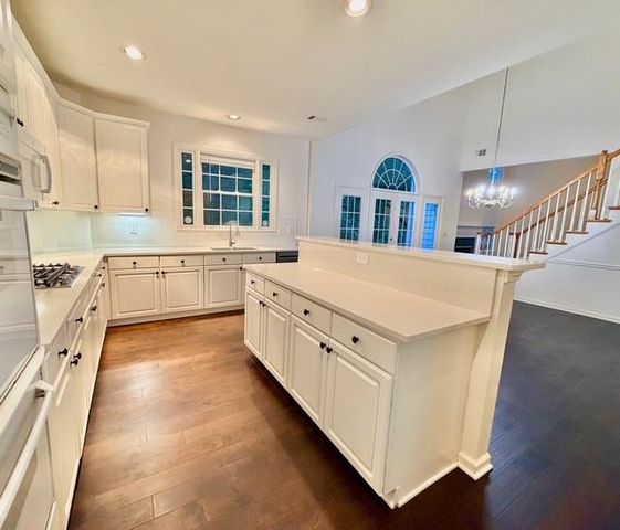 1000 Winding Bridge Way, Johns Creek, GA 30097