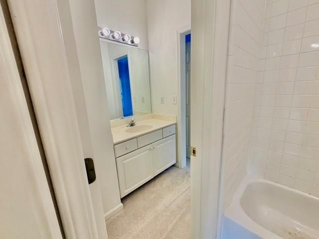 1000 Winding Bridge Way, Johns Creek, GA 30097