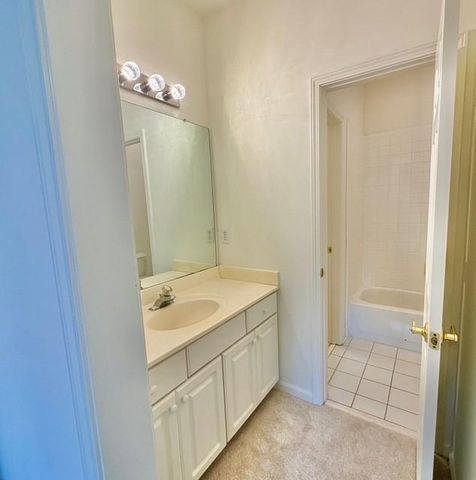 1000 Winding Bridge Way, Johns Creek, GA 30097
