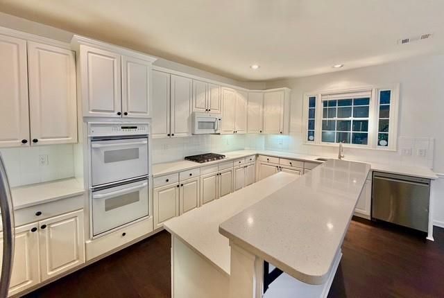 1000 Winding Bridge Way, Johns Creek, GA 30097