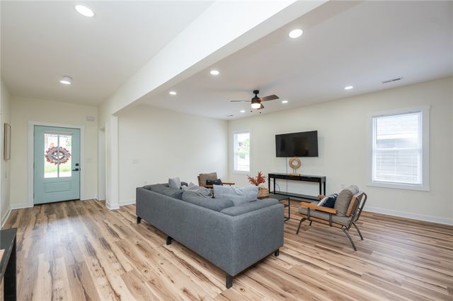 102 Judson Road, Greenville, SC 29611