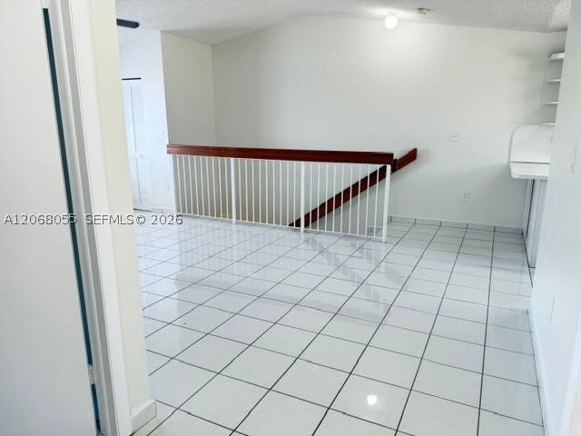 3260 W 70th St 202, Hialeah, FL 33018