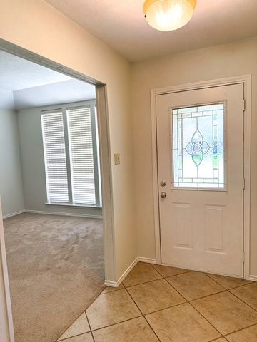 302 Dove Creek Trail, Southlake, TX 76092