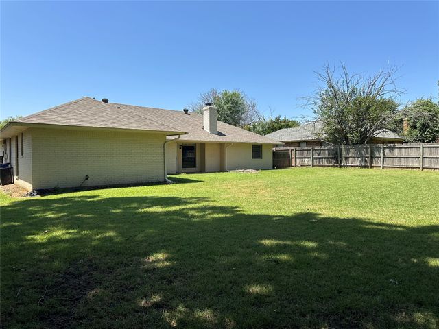 302 Dove Creek Trail, Southlake, TX 76092