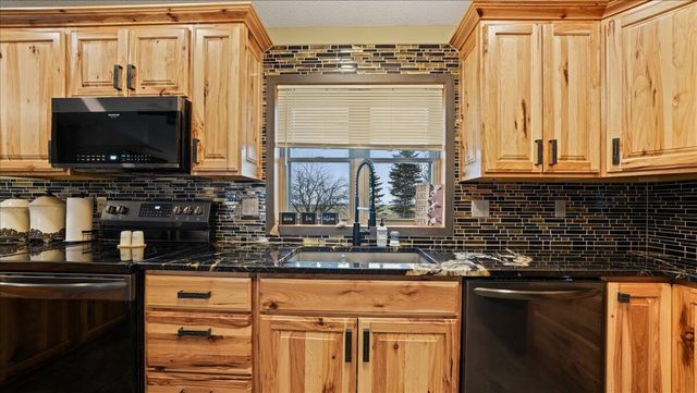 W997 Hammes Rd, Bangor, WI 54614