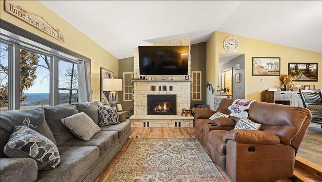 W997 Hammes Rd, Bangor, WI 54614