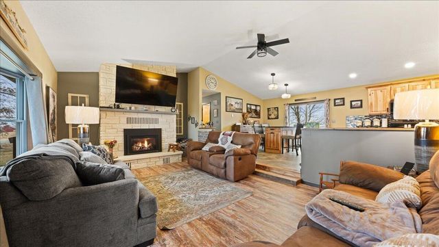 W997 Hammes Rd, Bangor, WI 54614