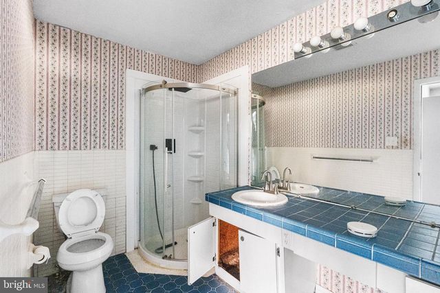 1542 DAWS RD, Blue Bell, PA 19422