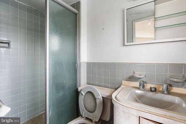 1542 DAWS RD, Blue Bell, PA 19422