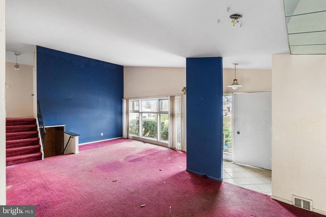 1542 DAWS RD, Blue Bell, PA 19422