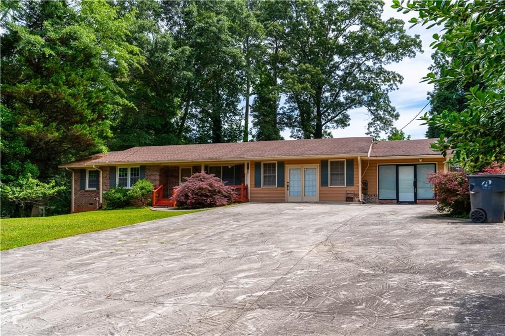 2888 Mockingbird Circle, Duluth, GA 30096