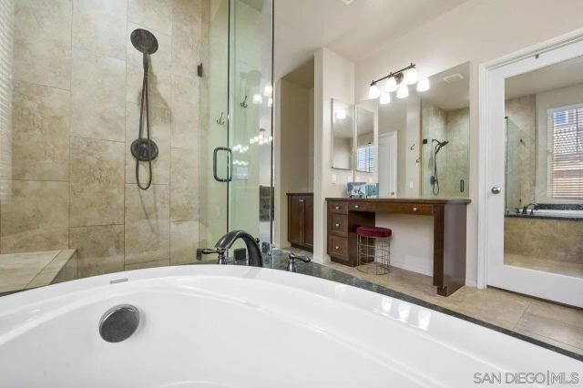 2928 Burnet Dr, Escondido, CA 92027