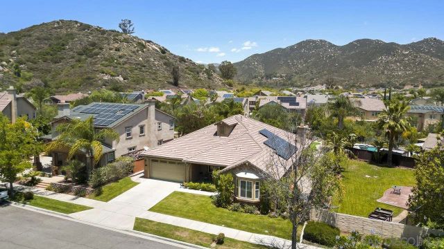 2928 Burnet Dr, Escondido, CA 92027