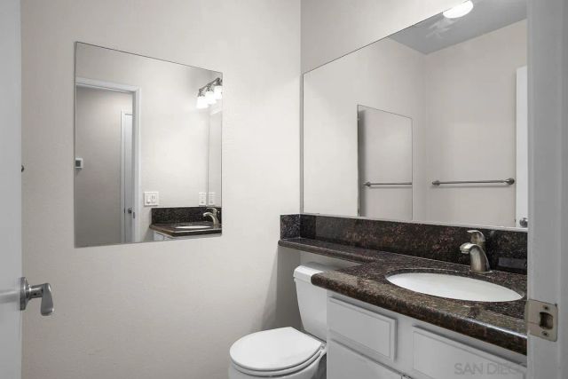4235 Porte De Palmas 181, San Diego, CA 92122