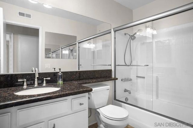 4235 Porte De Palmas 181, San Diego, CA 92122