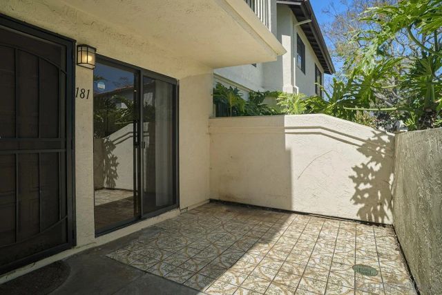 4235 Porte De Palmas 181, San Diego, CA 92122