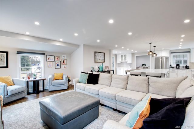 109 Country Club Drive, Port Washington, NY 11050