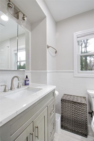 109 Country Club Drive, Port Washington, NY 11050