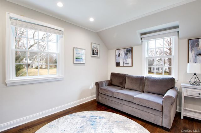 109 Country Club Drive, Port Washington, NY 11050