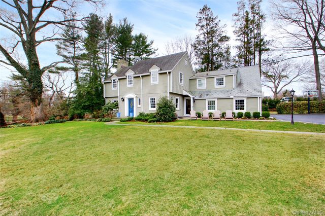 109 Country Club Drive, Port Washington, NY 11050