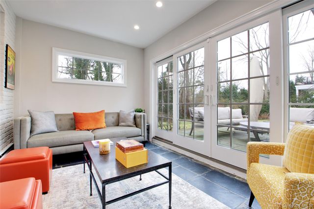 109 Country Club Drive, Port Washington, NY 11050