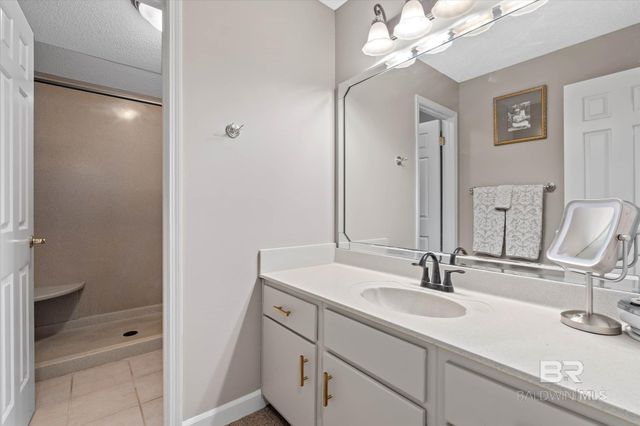 901 Captain O'Neal Drive, Daphne, AL 36526