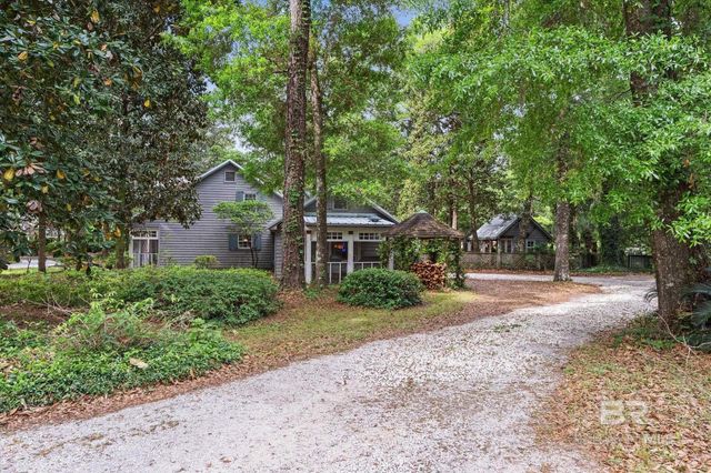 901 Captain O'Neal Drive, Daphne, AL 36526