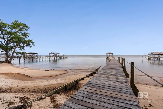 901 Captain O'Neal Drive, Daphne, AL 36526