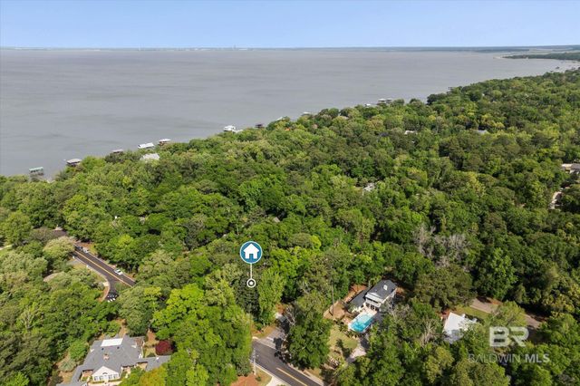 901 Captain O'Neal Drive, Daphne, AL 36526