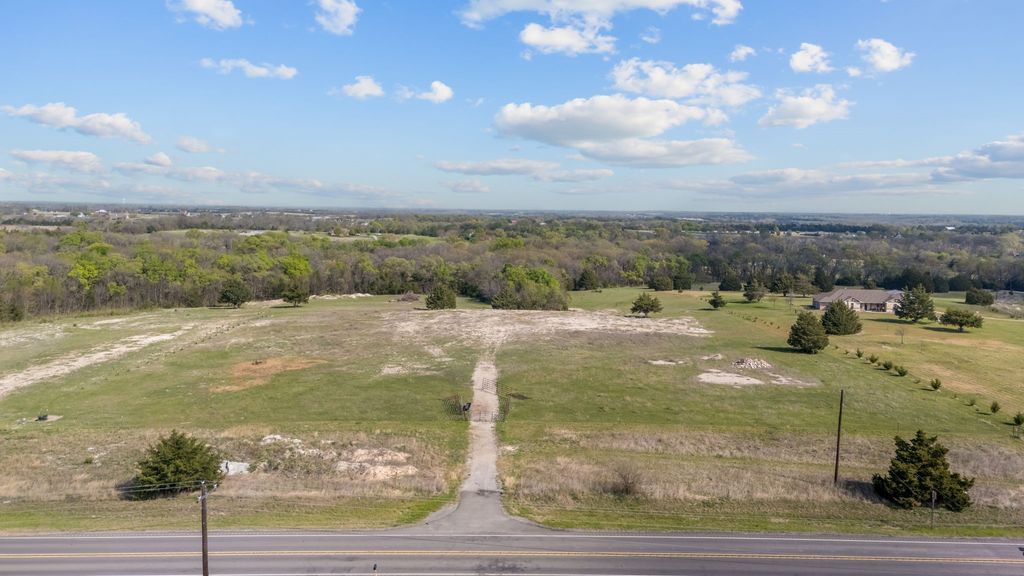 5817 E Fm-455, Anna, TX 75409