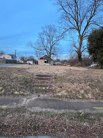 2201 E 14th Street, Chattanooga, TN 37404