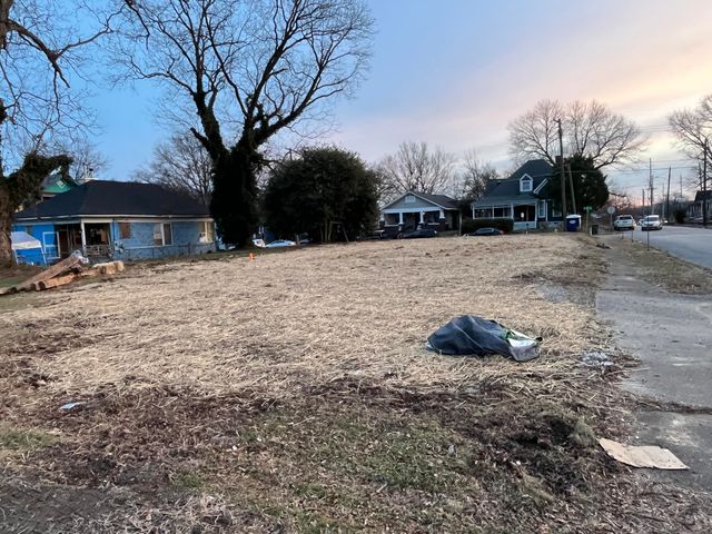 2201 E 14th Street, Chattanooga, TN 37404