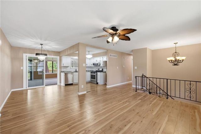 643 N 62nd Terrace, Kansas City, KS 66102