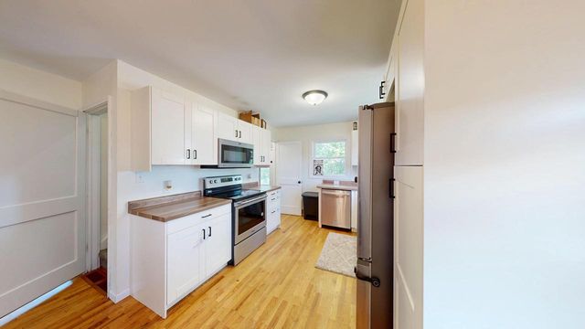 2159 Farnam STREET, La Crosse, WI 54601