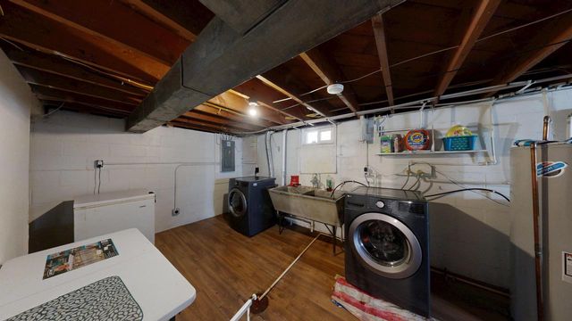 2159 Farnam STREET, La Crosse, WI 54601