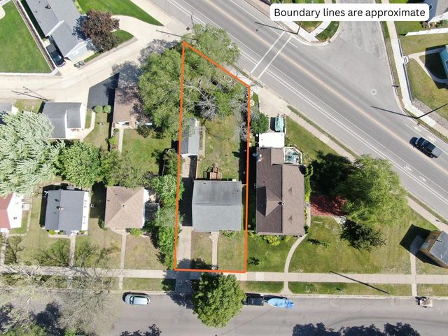 2159 Farnam STREET, La Crosse, WI 54601