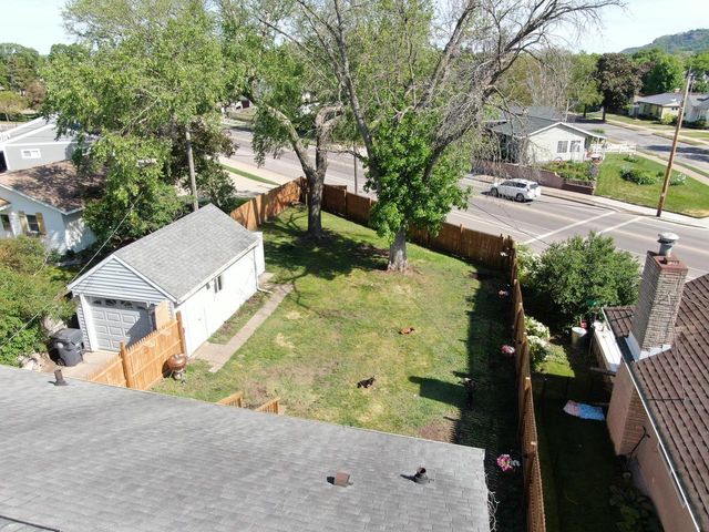 2159 Farnam STREET, La Crosse, WI 54601