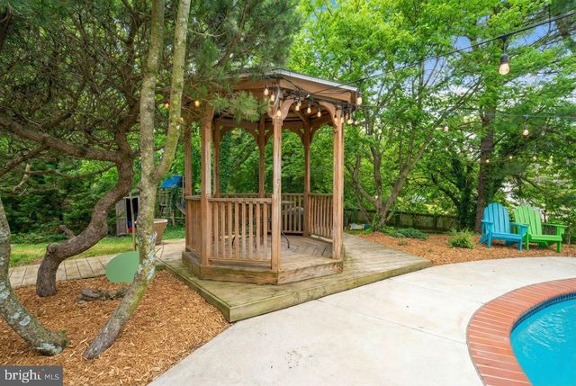 14900 WESTBURY RD, Rockville, MD 20853